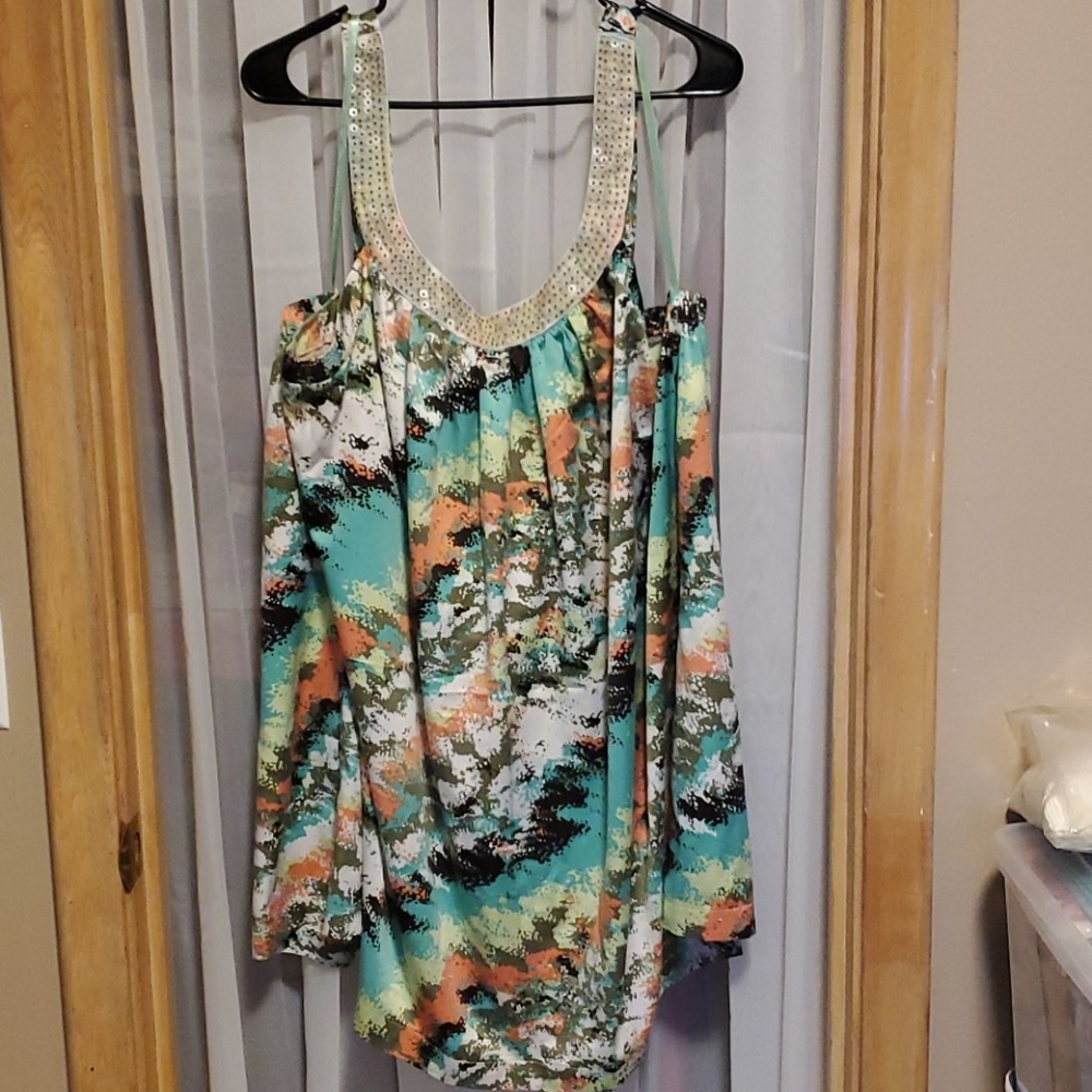 Multicolored tank top with beaded neckline